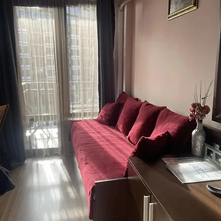 Apartment студио натали в балнеохотел св спас *